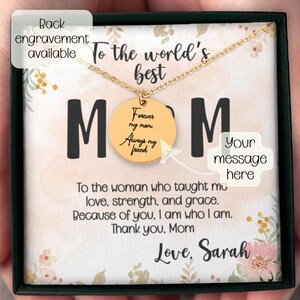Collar con tarjeta floral y colgante de moneda con mensaje personalizado grabado, joyería personalizada para mamá, regalo para el día de la madre con estética cottagecore