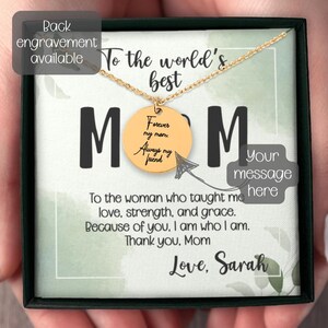 Collier avec pièce de monnaie gravée, cadeau inspiré de la nature pour maman, bijoux personnalisés avec carte à message de verdure minimaliste, pendentif message personnalisé