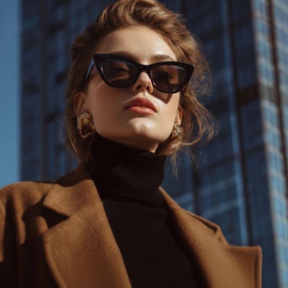 Classic Black Cat-Eye Sunglasses - Designer Style Amazon.com: Retro Black Cat Eye Vintage Party Sunglasses  main image 4