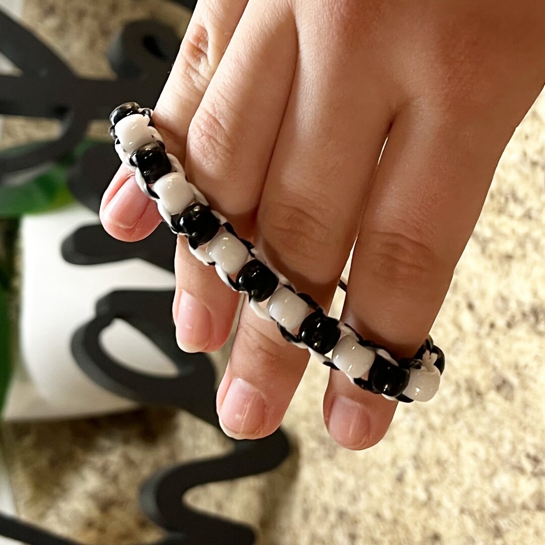Black and White Beaded Rubber Band Bracelet Crazy Cow Colors Etsy