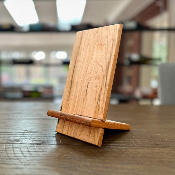 DIY Phone Holder Building Plan Wooden Phone Holder Design Wood Phone Holder Woodworking Plans