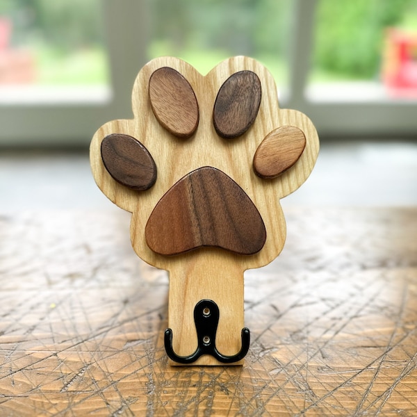 DIY Dog Paw Leash Holder Woodworking Plans (SVG, Lightburn, Illustrator, Print Download)