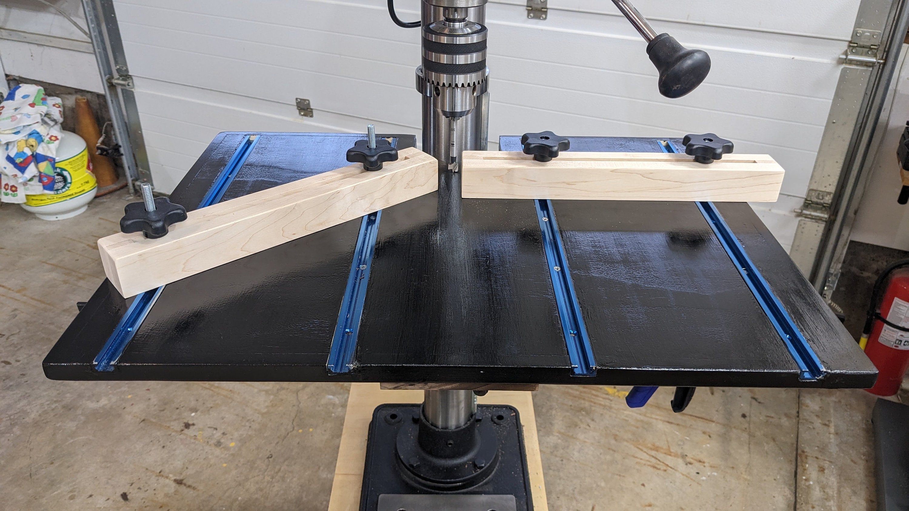 DIY Drill Press Table Building Plan // DIY Wooden Drill Press Table