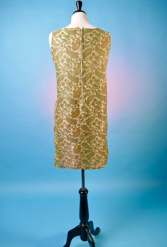 1960s Vintage Gold and Green Paisley Shift Dress - image 6