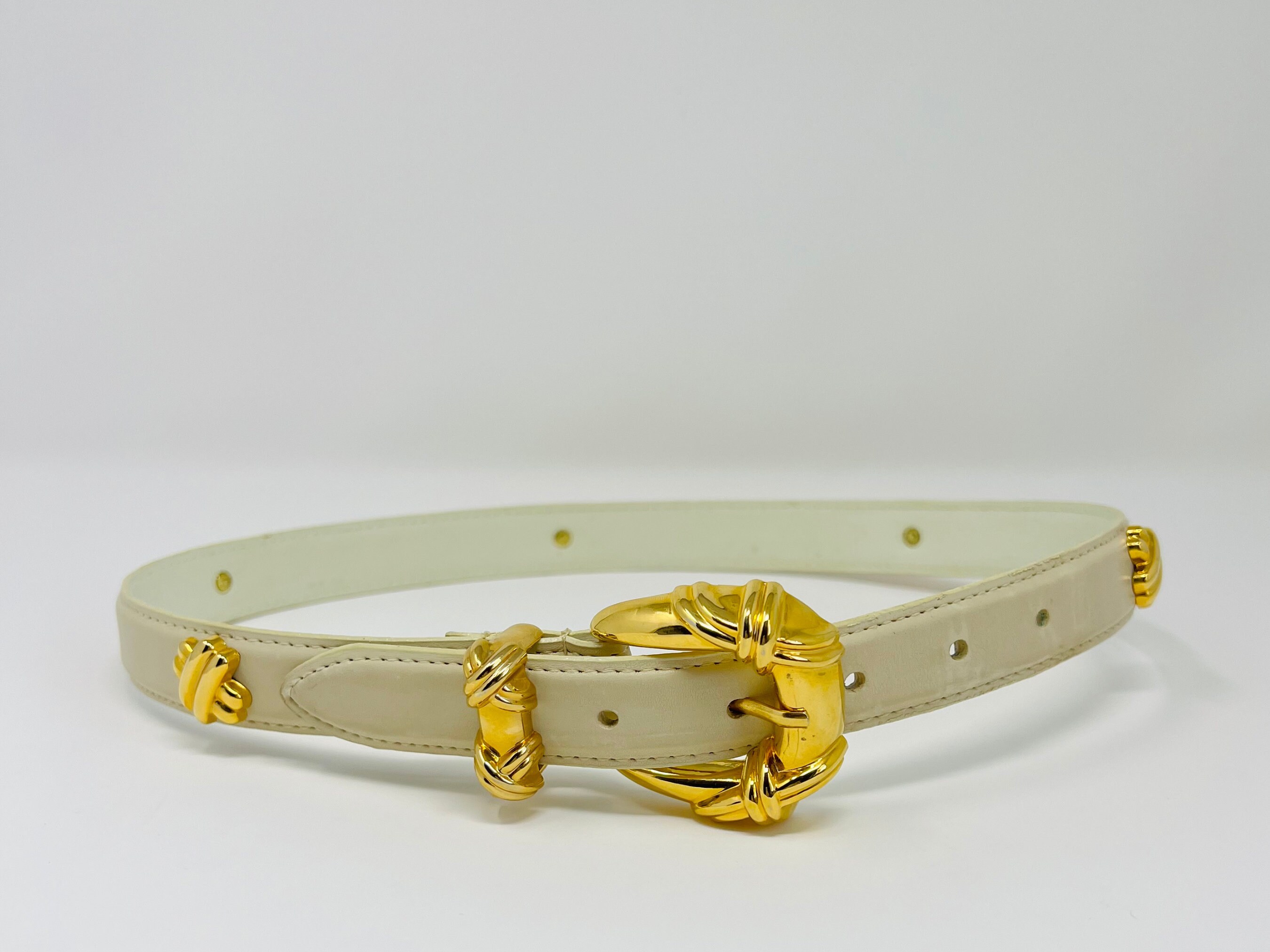 Captiva Collectibles Women’s Sz Sm Genuine Black Leather belt Goldtone Links Violet Belt - Black Italian Leather Belt With Detailed  main image 2