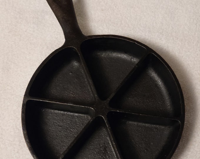 Vintage BSR Cast Iron Cornbread 6 Wedge Skillet 6CBS Etsy