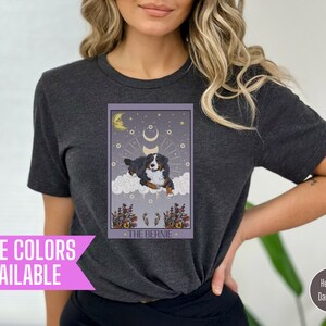 Chemise de carte de tarot, carte de tarot de chien de montagne bernois, chemise de chien mystique, les sorcières aiment aussi les chiens