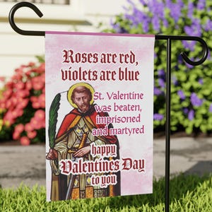 Valentinstag Meme Garten- und Hausfahne, katholisches Geschenk, Priester, Diakon, witzig, Witz, Komödie, Glasmalerei, Geschichte