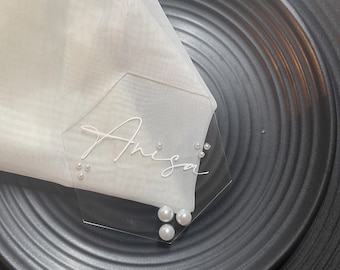 Personalised Vinyl Pearl name place card