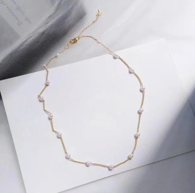 Adorned Pearl Mini Beaded Necklace in Gold