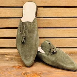Women&#39;s kaki leather mules, women&#39;s suede mules, Moroccan velour babouche, high-end leather babouche for her, and women&#39;s leather chaussons