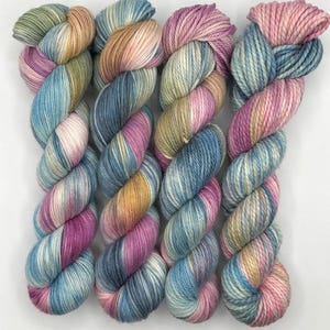 Hand-Dyed Luxury Yarn | Merino Wool | Arcane Fibre Works -  Iris You!