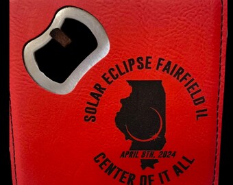 Abrebotellas + Posavasos Rojo. Artículo de coleccionista del eclipse solar 2024.