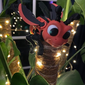 Firefly | Glow in the Dark | Magnetic | Articulated Fidget Toy