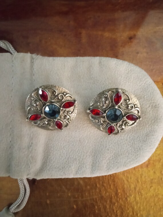 Vintage 1980s Round Pewter Earrings with Red and … - image 4