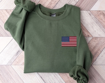 Broderad amerikansk flagga-tröja USA-flagga Broderad amerikansk flagga Röd vit & blå patriotisk tröja Självständighetsdagen 1776
