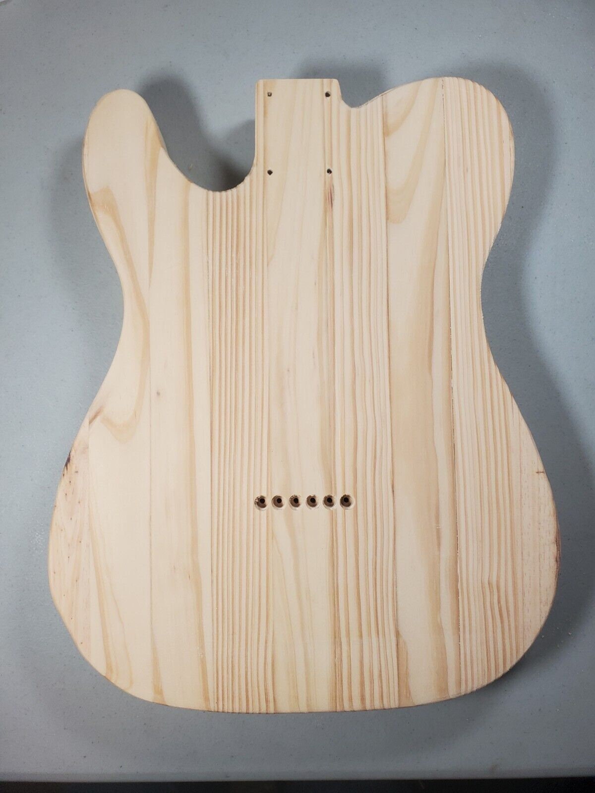 ALLPARTS テレキャスネック　ラッカー塗装・ペグ付き　未マウント 51TP8AItwCL._UF350,350_QL50_.jpg