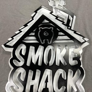 Placa de metal "Smoke Shack" – Arte de parede em aço resistente calibre 14 (Decoração para espaço masculino)