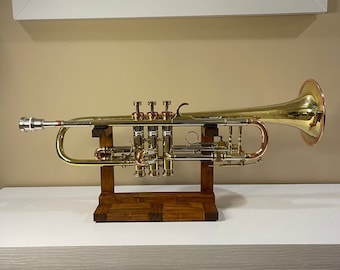 Horizontal Trumpet Display Stand
