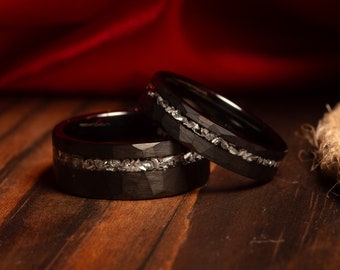 Couples Black Meteorite Rings, His and Hers Wedding Rings, Black Hammered Meteorite Wedding Band, Wedding Ring Set, Real Meteorite Ring