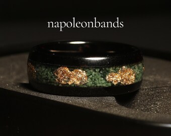 Moss Agate Men's Wedding Band, Moss Agate Ring, Gold and Green Ring, Gold Wedding Ring, Tungsten Wedding Band, 8mm Wide Men's Ring Agate