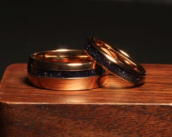 Juego de anillos de pareja de oro rosa con diseño de galaxia de arenisca, juego de anillos de nebulosa de arenisca, anillos de nebulosa estilo Orión, banda de boda para él y para ella