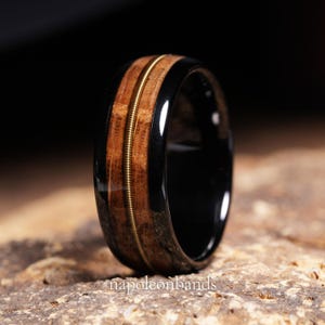 Mens Guitar String Wedding Band, Whiskey Barrel Wedding Band, Mens Wedding Band, Whiskey Wedding Band, Mens Wedding Ring, Guitar String Ring