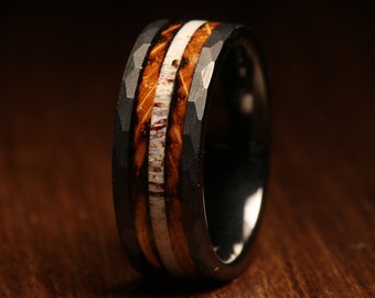 The Adventurer - Burnt Whiskey Barrel Ring and Deer antler wedding Ring Mens Whisky barrel band Unique Wedding band, Men&#39;s wedding band 8mm