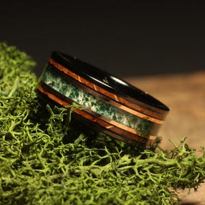 Moss Agate Men&#39;s Wedding Band, Moss Agate Ring, Whiskey Barrel Wedding Band, Men&#39;s Tungsten Ring, 8mm ring men black moss agate mens ring