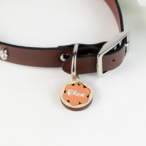 Etiqueta de perro de flores, etiqueta de perro personalizada, etiqueta de nombre, regalo de mascotas, etiqueta de perro personalizada, etiqueta de perro de acrílico, cumpleaños de perro, etiqueta de mascota, etiqueta de identificación de mascota, regalos de perro