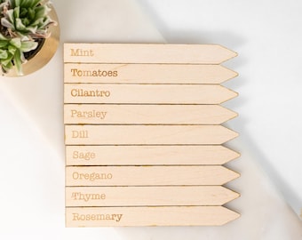 Personalisierte hölzerne Gartenstecker für Kräuter und Gemüse, lasergravierte Pflanzenmarkierer, benutzerdefinierte Kräutergartenetiketten, Gärtnergeschenk