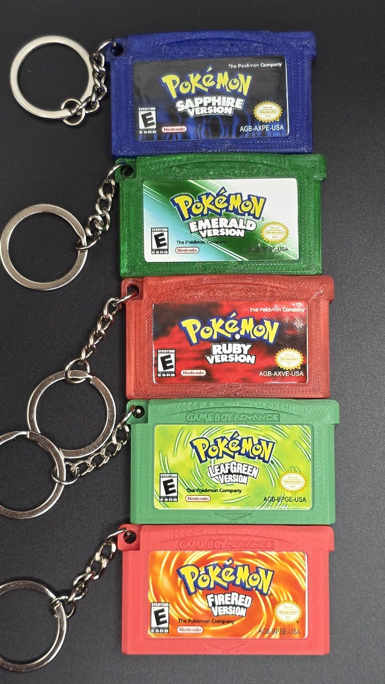 Retro Handheld Game Cartridge Keychain - 3D Printed Mini Cartridge ...