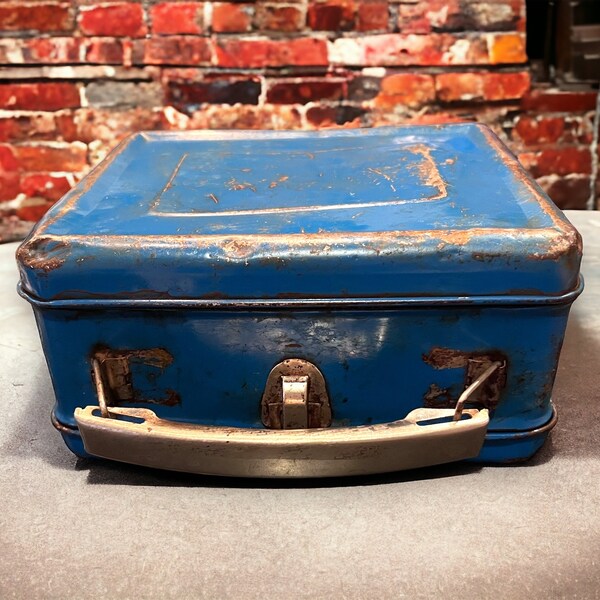 Industrial Old Blue Metal Lunch Box  Vintage 50’s Lunch Pail Rustic Aged Chippy Lunchbox  Rustic Storage Believed to be Aladdin Latch Works