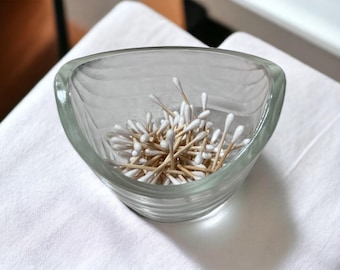 Bol de cristal danés vintage de mediados de siglo: decoración escandinava texturizada.