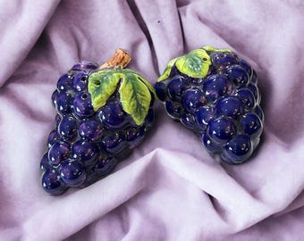 Salero y pimentero vintage con forma de uva: decoración de cocina de colección