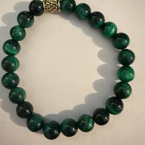 Tiger Eye: Green beaded bracelet
