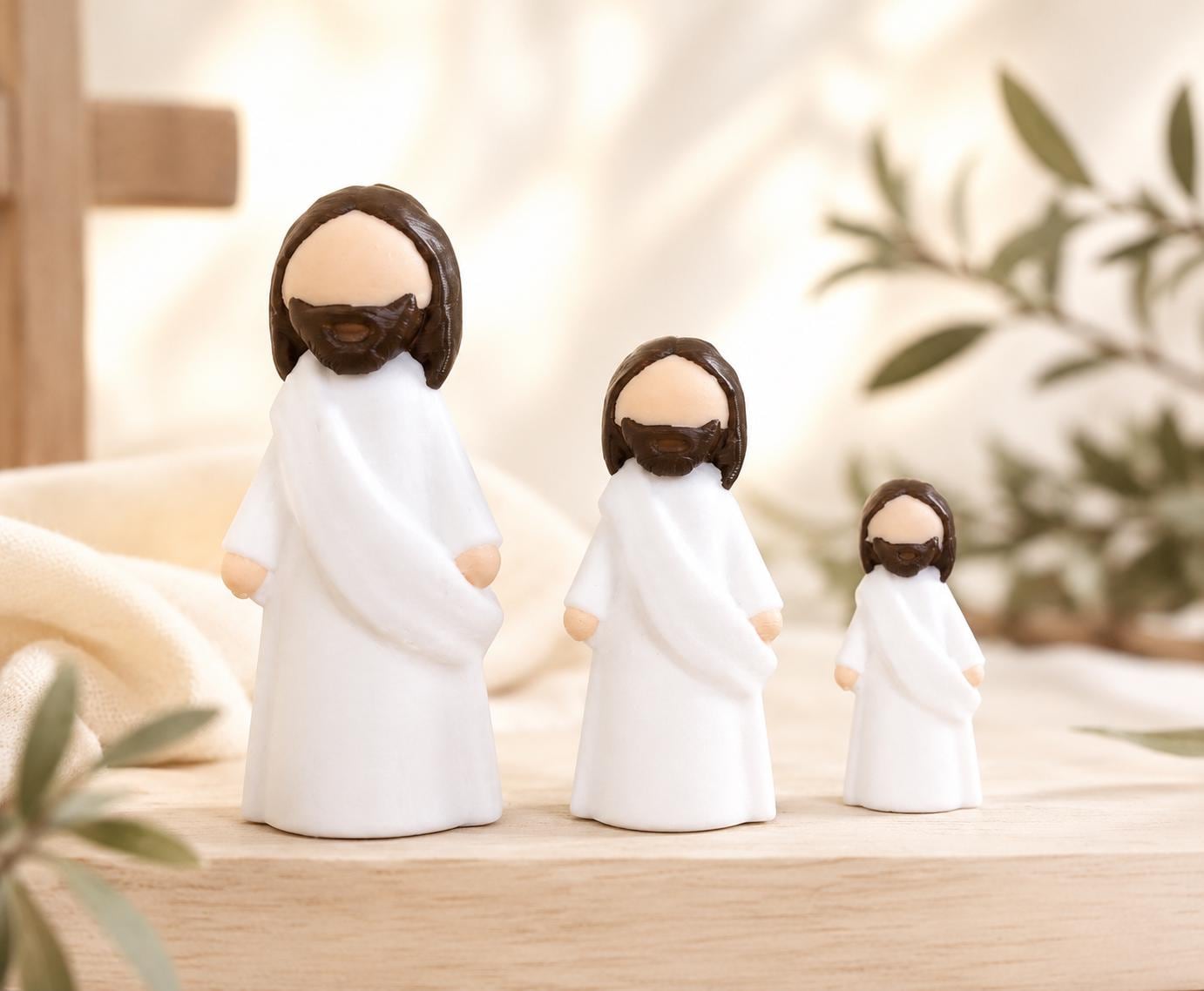 小物 JUSUS Everyone Needs a Little Jesus-3 Different Sizes - Etsy