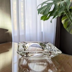 cigarette dish Cigarette Dish
