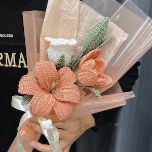 Häkellilienstrauß|Häkelblumen|Handgefertigte Strickblumen