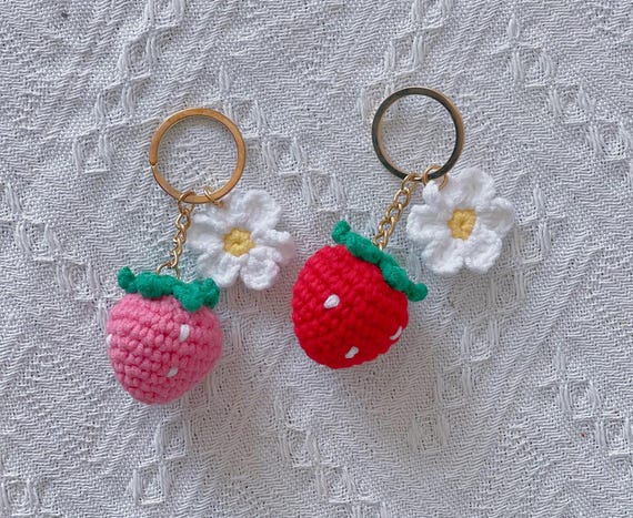 Portachiavi A Forma Di Cuore In Tessuto Bouclé Color Crema E Gatto Dorato 244338