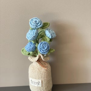 Virkad blomma i kruka, Stor rea på blomkruka, Har endast 1 lager av varje stil, Virkade blommor