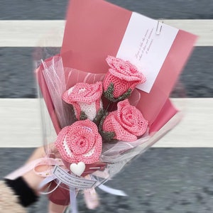 かぎ針編みのバラ|かぎ針編みの花|手作りのかぎ針編みの花 母のためのかぎ針編みのカーネーション｜母の日の贈り物｜お祭りの装飾の特別な贈り物