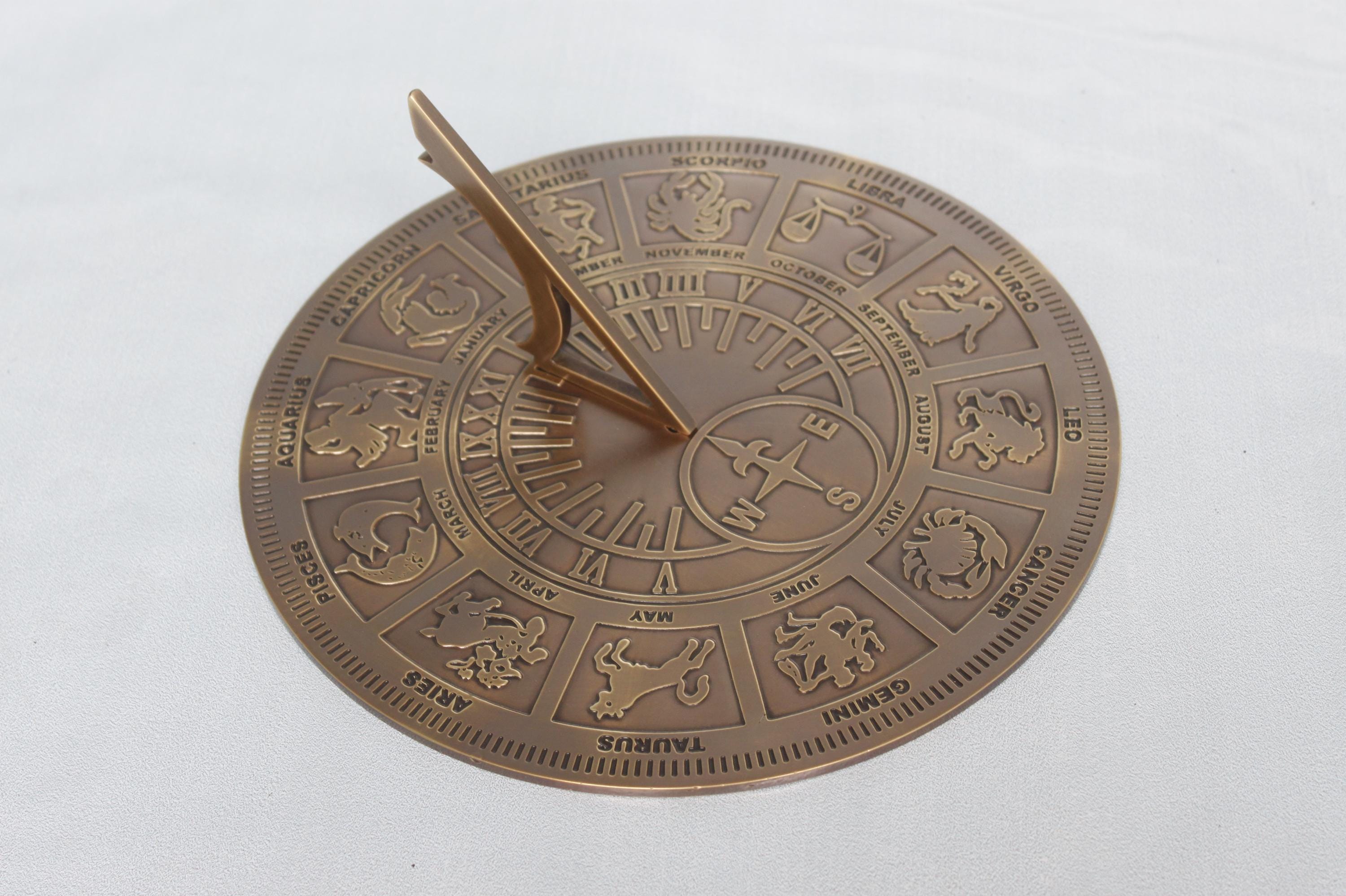 ヴィンテージ 日時計 ペンダントトップ Sundial Equatorial Equatorial Sundial | Elemental Timepieces | THE SEIKO MUSEUM