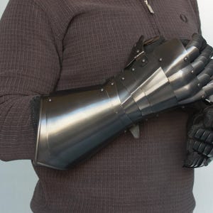 HANDMADE Blackened Steel Hand Gauntlets Reenactment Costume