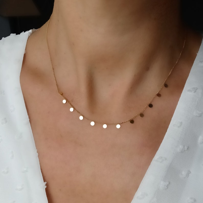 Collier acier inoxydable chaine billes ras de cou pendentif rond collier femme minimaliste. image 2