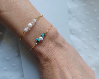 Women's bracelet with a fine chain in gold or silver stainless steel - bracelets with moonstones or African Turquoises - minimalist jewelry.