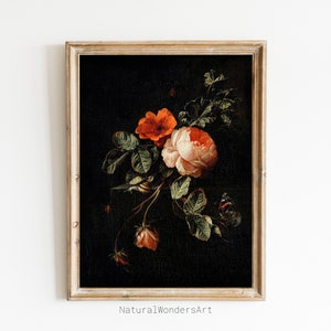 Könnte beinhalten: Ein gerahmtes Gemälde eines Stilllebens mit einem Strauß rosa und orangefarbener Rosen mit grünen Blättern auf einem dunklen Hintergrund.