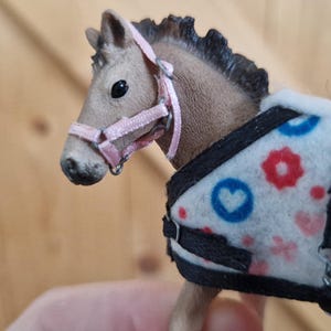 Andalusian Foal with Stable Set – Schleich Scale Model Horse – Miniature Horse Toy – Collectible Horse Gift