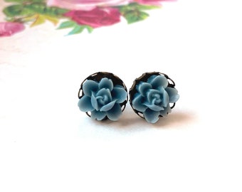 Romantic rose stud earrings, gray blue rose studs, vintage stud earrings, romantic gifts for her, girlfriend gift, gift for wife, boho jewel