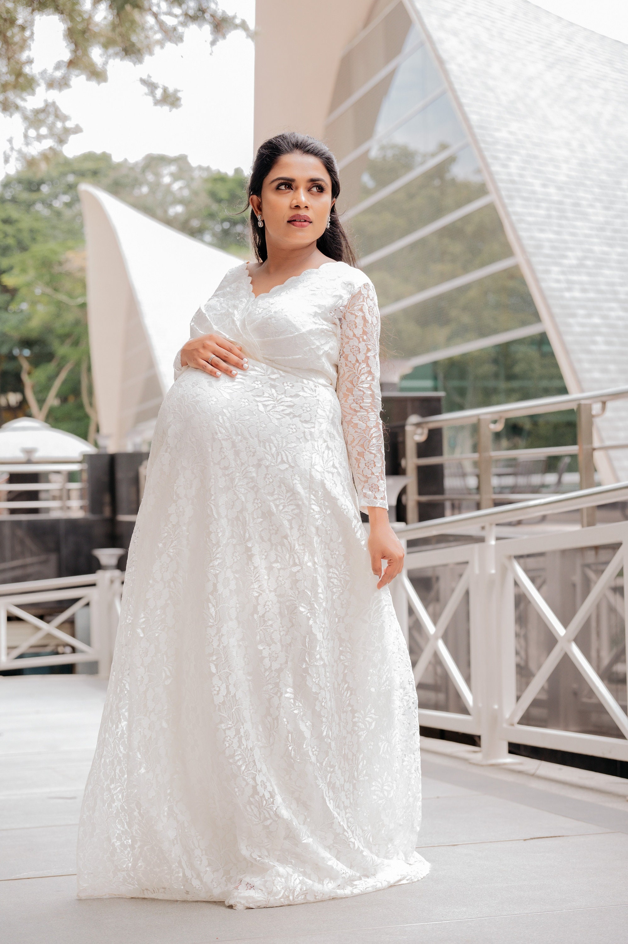 White Lace Maternity Robe, Long Train Photoshoot Dress